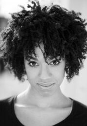 Pearl Mackie