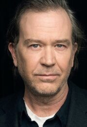 Timothy Hutton