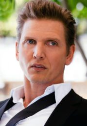 Barry Pepper