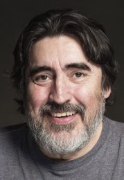 Alfred Molina